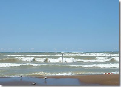 Image of waves in Lake Michigan, which have been found to be related to bacteria levels in the water.